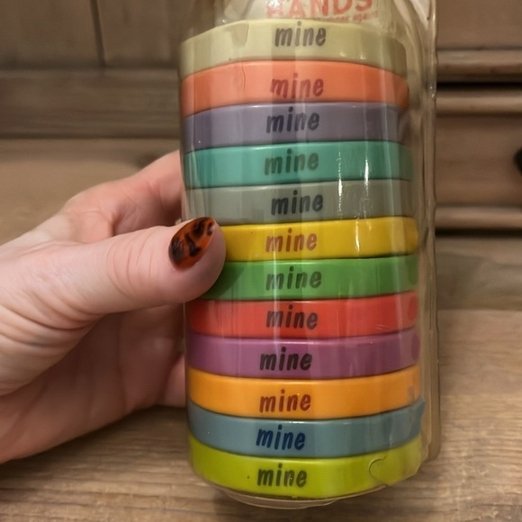 Fred Beer Bands New Bottle Tags Drink Markers “Mine” Silicone - Picture 4 of 8